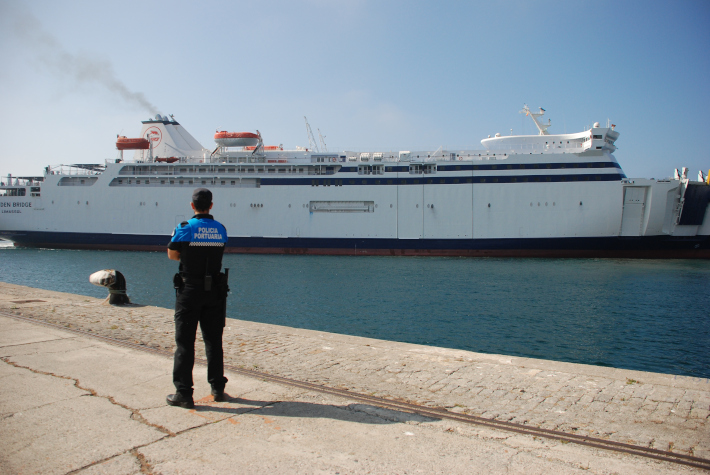 La línea marítima entre Motril y Melilla crece un 118% durante la OPE de este año